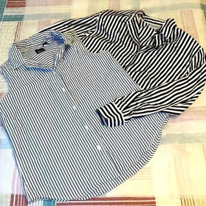 ⭐️2 ⭐️Blouses 👚  for 1 price ! ⭐️ Clean and Washed